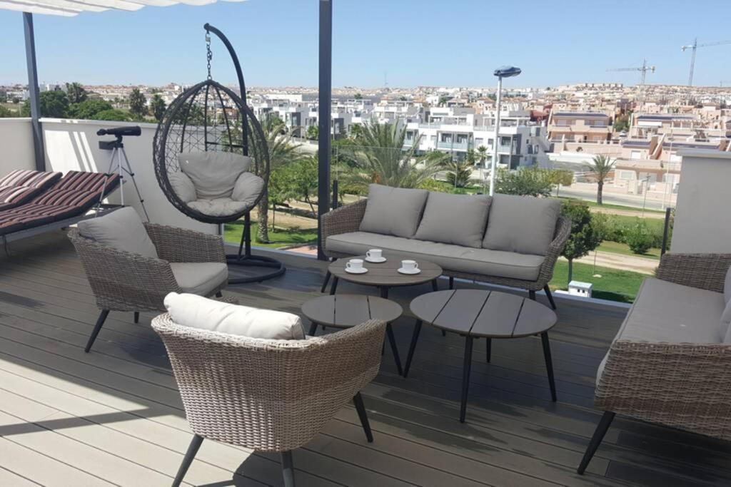 Sun Terrace Apartment Torrevieja Eksteriør billede